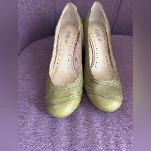 Seychelles Olive Green Heels